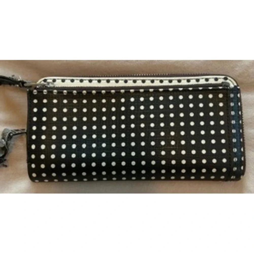 Fossil Black White Polka Dot Zip Around Clutch Wristlet Wallet Gold Logo